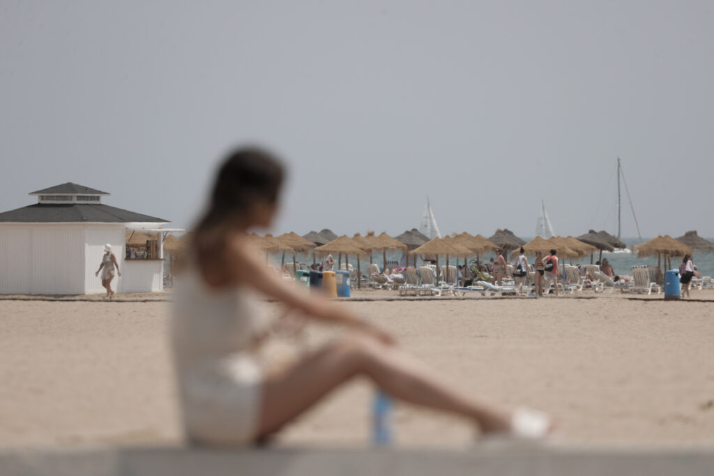 Investigación en Curso por Agresión Sexual a Menor Durante la Noche de San Juan en Valencia