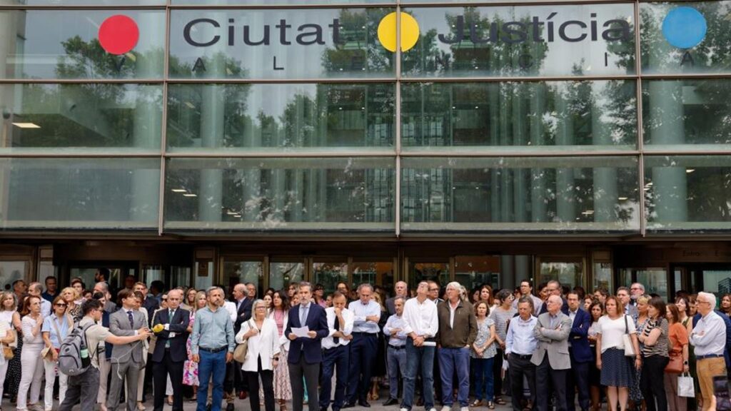 Impacto de la Huelga de Jueces y Fiscales en Valencia: Suspensión de Juicios y Malestar Generalizado