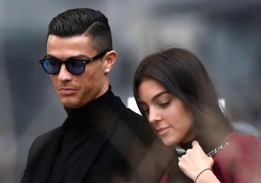 Cristiano Ronaldo y Georgina Rodríguez: Un Vínculo Entre Negocios y Redes Sociales