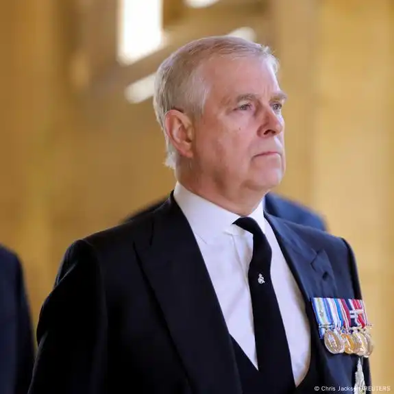 El Príncipe Andrés y el Temor de la Corona: Revelaciones que Pueden Sacudir a Buckingham