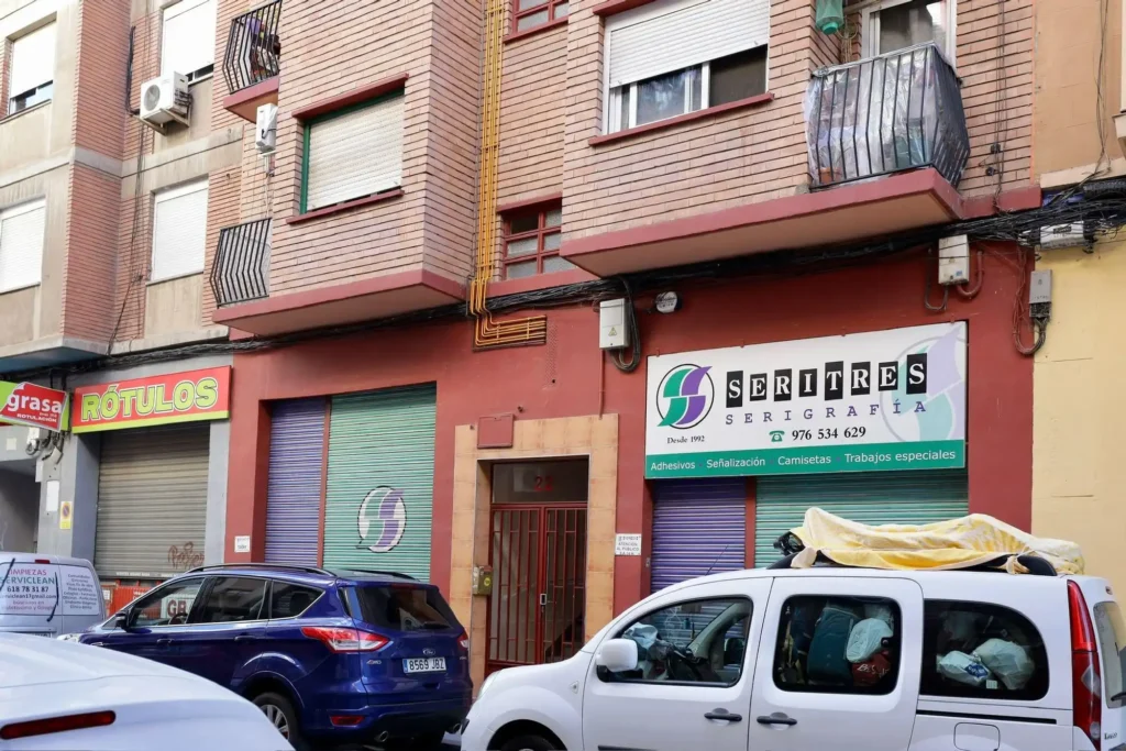 Intervención Vecinal Evita una Tragedia en Zaragoza Durante las Fiestas del Pilar